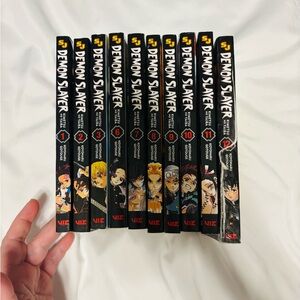 Demon Slayer Manga Set Volumes 1-12